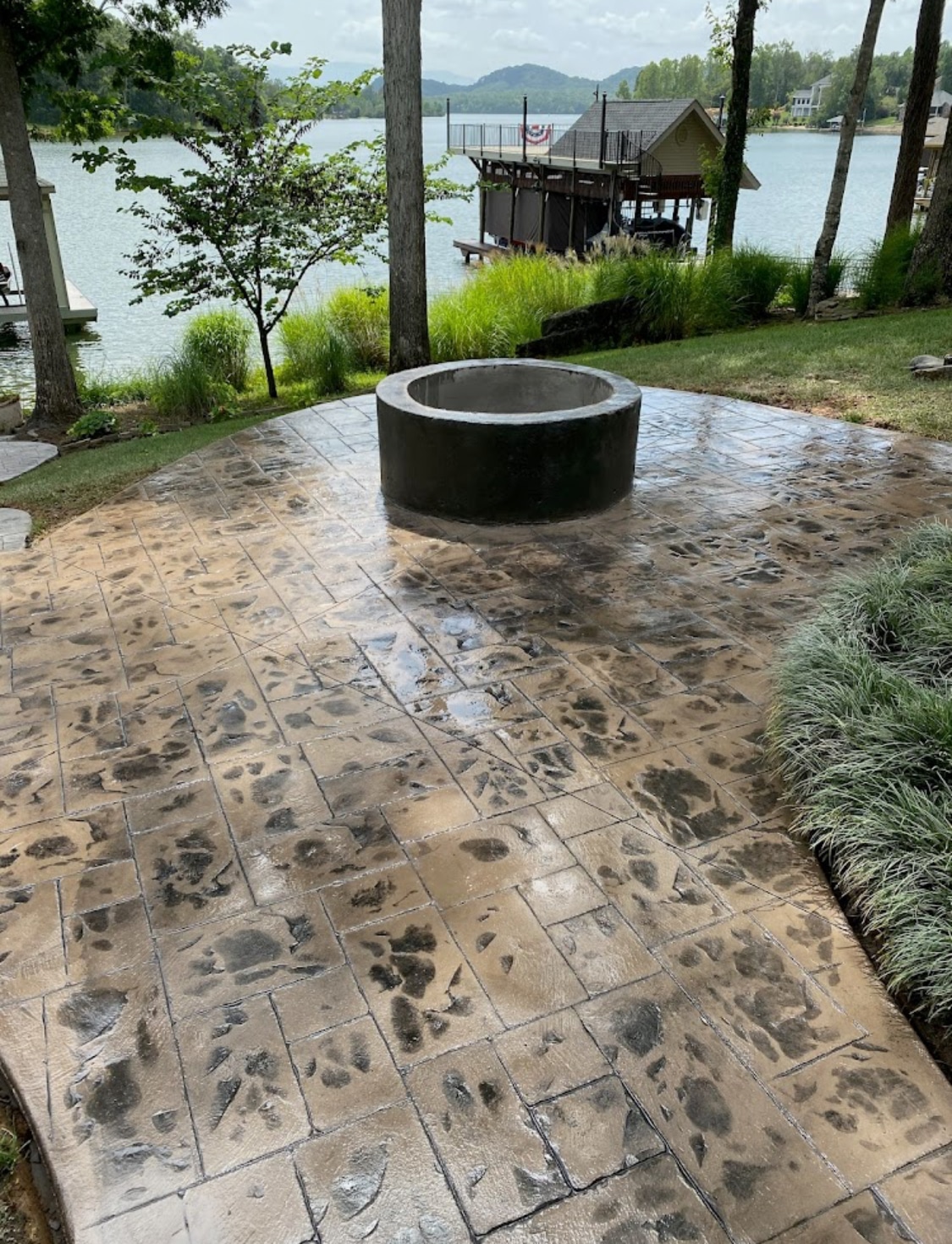 stamped-concrete-fire-pit-farragut contact knoxville concrete contractor crescostone for Stamped concrete fire pit patio area in Farragut TN